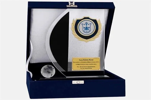 Bayspor M182 Kadife Kutulu Kristal Plaket 23 cm