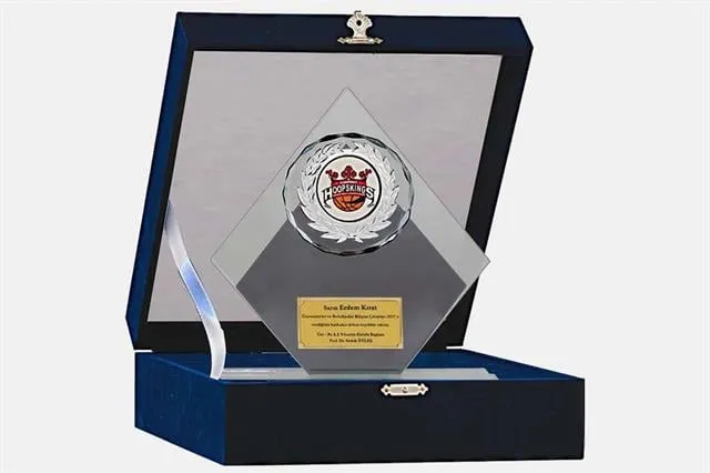 Bayspor M62 Kadife Kutulu Kristal Plaket 24 cm