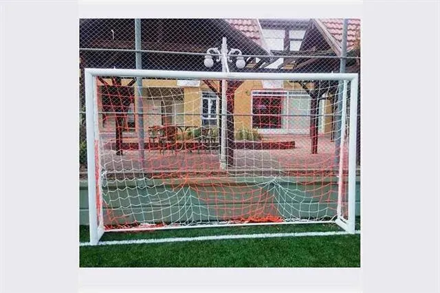 Bayspor Metal Kale Direği 220*450*60 cm