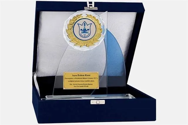 Bayspor M96 Kadife Kutulu Kristal Plaket 23 cm