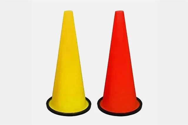 Bayspor 42 cm Kauçuk Tabanlı Antrenman Hunisi